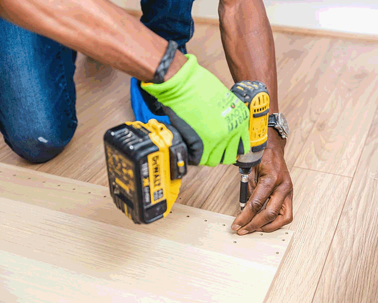 floor installer