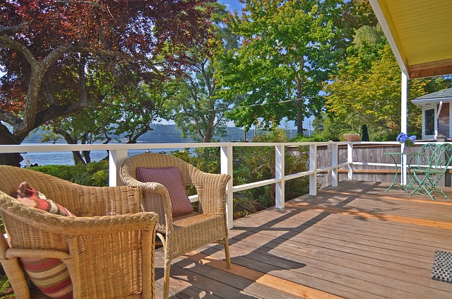 5 Reasons to Construct a New Deck